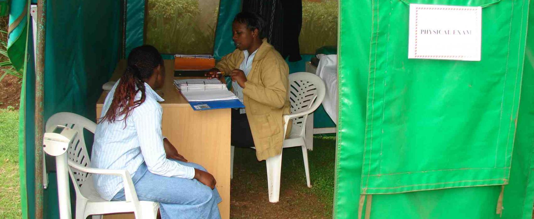 RV217 screening tent